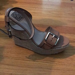 Wedge sandals